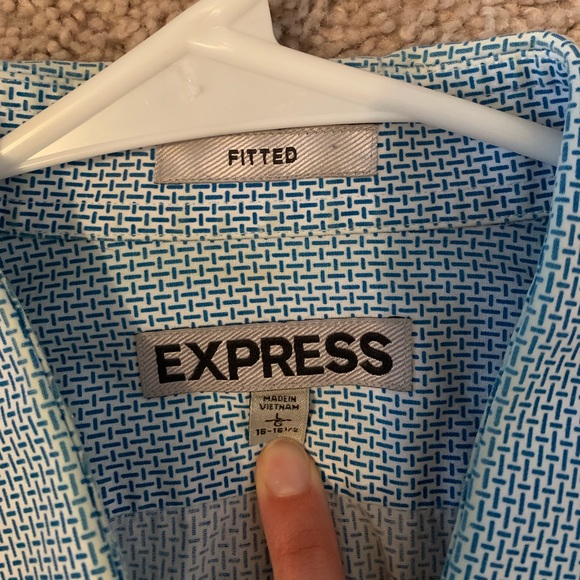 Patterned Express Men’s Dress Shirt - Picture 3 of 4